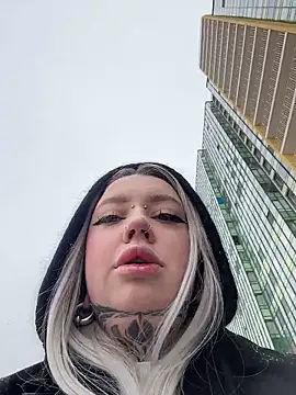 Snapshot of Chiibi chatting on March 2026 11:17:02 AM Chiibi online show from March 2026 11:17:02 AM