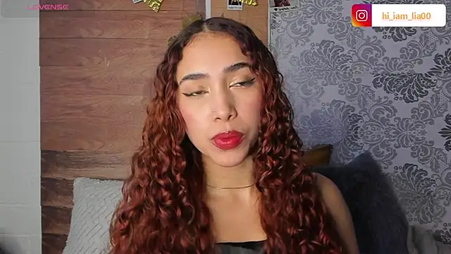 LiaHansson00 online show from April 2026 06:28:01 PM