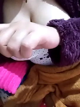 Womengood112 online show from April 2026 01:21:01 AM