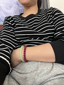 Yinini online show from March 2026 02:23:02 PM