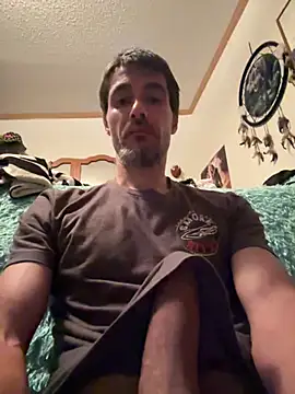 Snapshot of tommattsonn chatting on July 2026 05:10:02 AM tommattsonn online show from July 2026 05:10:02 AM