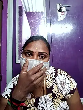 Tamil Hot Nisha online show from March 2026 06:47:01 PM