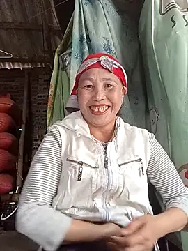 lena-cute online show from February 2026 08:07:01 AM