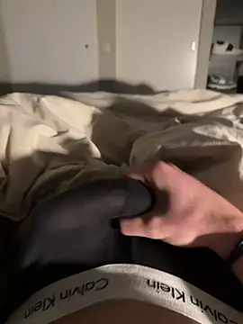 Snapshot of Robertocavall chatting on February 2026 08:40:02 AM Robertocavall online show from February 2026 08:40:02 AM