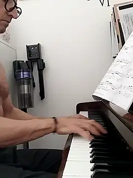 PadroneDolceIta online show from April 2026 09:29:01 AM