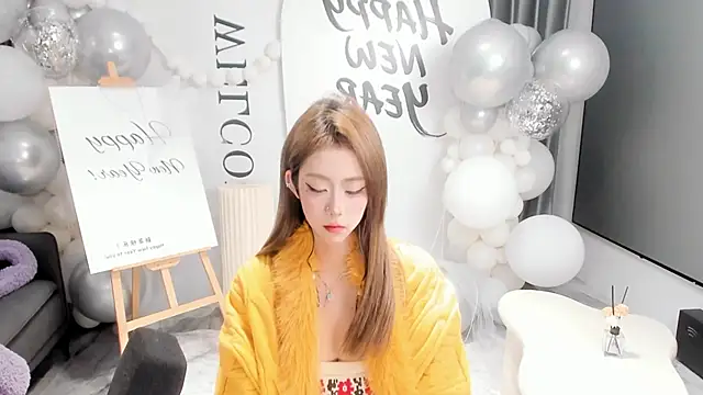 hotgirl0111 online show from February 2026 11:51:01 AM