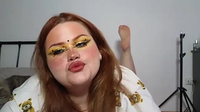 Gloria Thomas online show from April 2026 02:09:02 AM