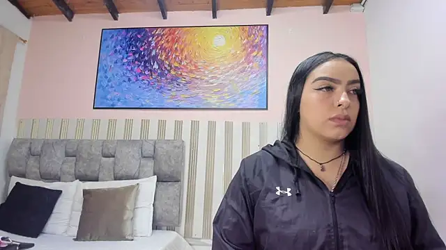 nina glow online show from April 2026 11:13:02 AM