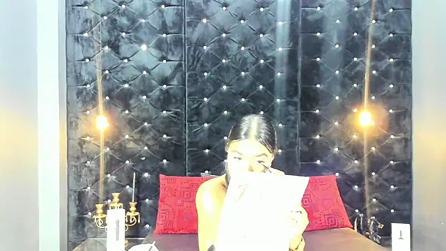 Snapshot of MiaWolton chatting on February 2026 11:58:02 PM MiaWolton online show from February 2026 11:58:02 PM