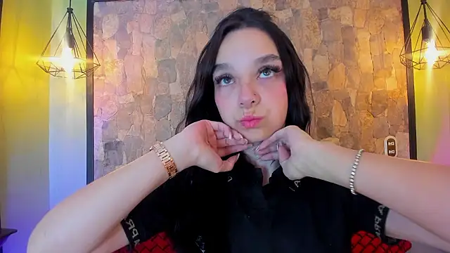 Elizabeth Ferrer online show from March 2026 12:23:01 PM