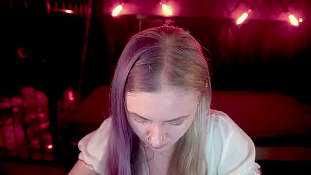 DramaQuenns online show from March 2026 06:53:01 AM