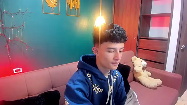 Snapshot of Patrick_Howland_ chatting on February 2026 03:32:01 AM Patrick Howland online show from February 2026 03:32:01 AM