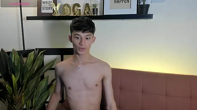 Patrick Howland  online show from April 2026 09:39:33 PM