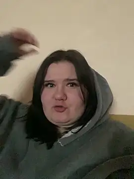 Snapshot of AngelKiras chatting on February 2026 01:37:02 PM AngelKiras online show from February 2026 01:37:02 PM