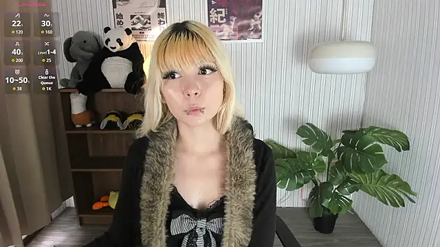 Snapshot of Laukyubey1 chatting on February 2026 08:26:01 PM Laukyubey1 online show from February 2026 08:26:01 PM