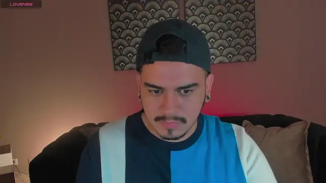 Snapshot of Chriss_Hunt chatting on February 2026 08:29:01 AM Chriss Hunt online show from February 2026 08:29:01 AM