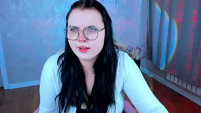 Kira G0ld online show from April 2026 09:25:02 AM