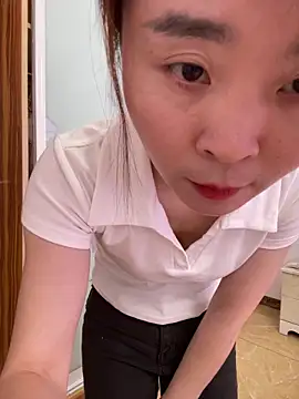 Snapshot of mm47865 chatting on May 2026 09:49:02 AM mm47865 online show from May 2026 09:49:02 AM