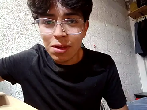 FAVOJS online show from April 2026 11:42:01 PM