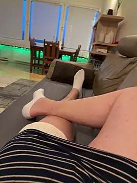 Snapshot of hungryMaya chatting on February 2026 05:00:01 PM hungryMaya online show from February 2026 05:00:01 PM