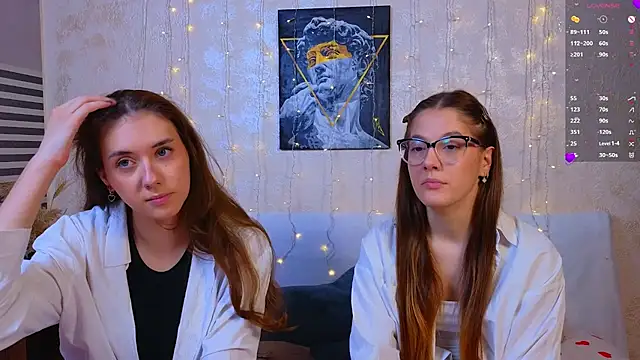 Snapshot of MelanieTwice chatting on February 2026 11:39:02 AM MelanieTwice online show from February 2026 11:39:02 AM