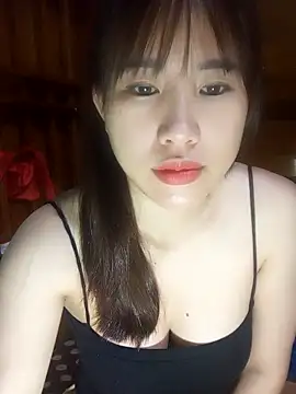 Snapshot of Yui-Ch1682 chatting on February 2026 11:03:02 PM Yui-Ch1682 online show from February 2026 11:03:02 PM