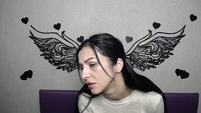 EvaClarkk online show from April 2026 05:08:01 AM