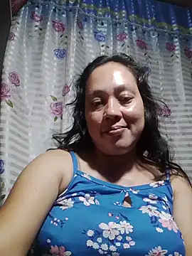 Snapshot of May_Bombs chatting on February 2026 09:27:01 AM May Bombs online show from February 2026 09:27:01 AM