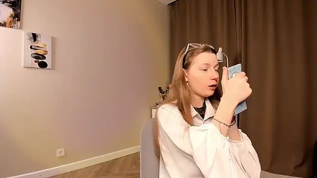 Snapshot of VictorMencia chatting on February 2026 07:23:01 PM VictorMencia online show from February 2026 07:23:01 PM