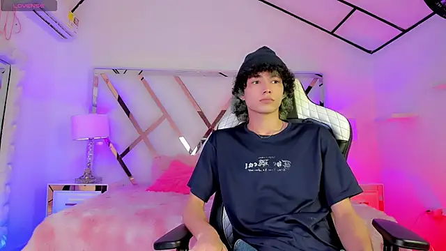 thanier 18 online show from April 2026 07:53:01 PM