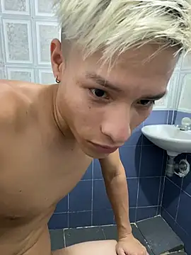 MaxyRyan online show from March 2026 02:15:01 AM