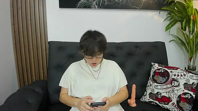  Daarcy  online show from March 2026 03:02:02 AM