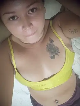 brunaahot online show from May 2026 11:06:01 AM