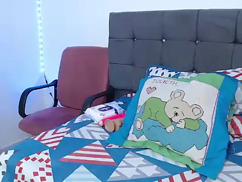 Snapshot of latin_riahnna_jp chatting on February 2026 11:26:01 AM latin riahnna jp online show from February 2026 11:26:01 AM