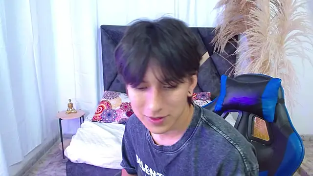 nikoo 18 online show from February 2026 01:23:02 PM