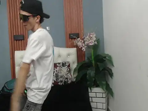 Asher costa online show from March 2026 02:04:02 AM