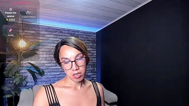 Snapshot of isabella_star_ chatting on May 2026 12:00:02 PM isabella star online show from May 2026 12:00:02 PM