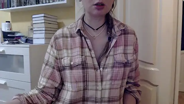 Snapshot of Tasiya chatting on February 2026 04:13:01 PM Tasiya online show from February 2026 04:13:01 PM