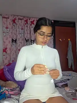 Snapshot of _as_una77 chatting on February 2026 03:18:01 AM as una77 online show from February 2026 03:18:01 AM