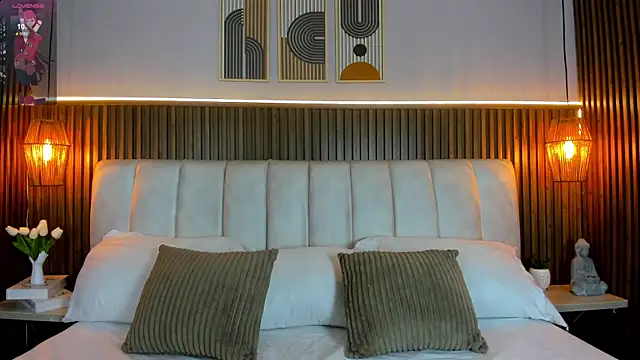 LisaLain online show from March 2026 12:00:02 PM