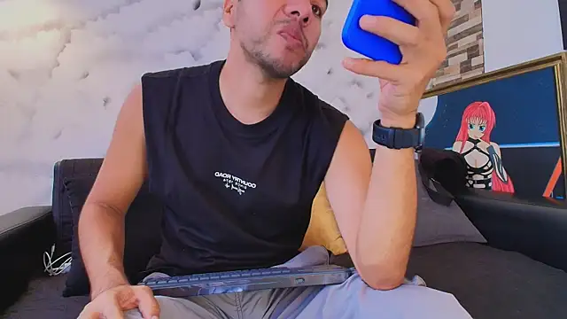 Max Hornye online show from March 2026 06:47:01 PM