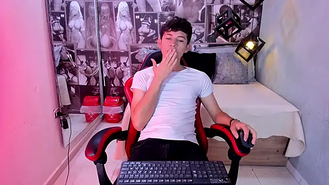 Christian Foxx online show from April 2026 02:00:02 PM