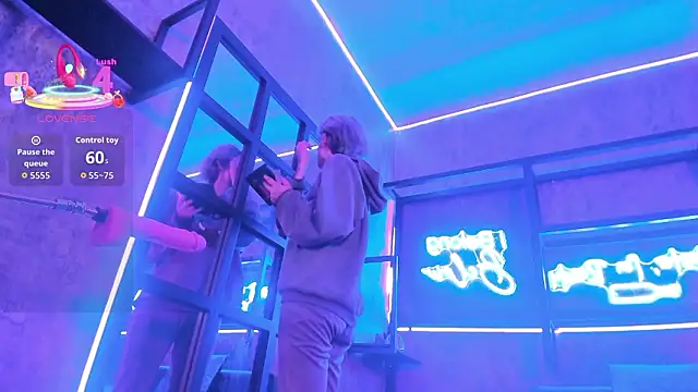 Snapshot of MiistressBlu chatting on February 2026 01:16:01 PM MiistressBlu online show from February 2026 01:16:01 PM