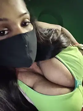 V-Hot-Suity online show from July 2026 11:04:02 PM