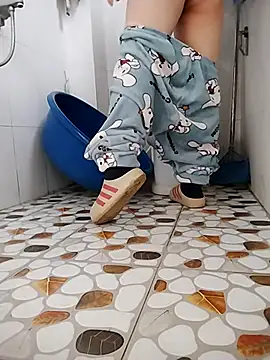 LiilyZi online show from February 2026 12:47:02 AM