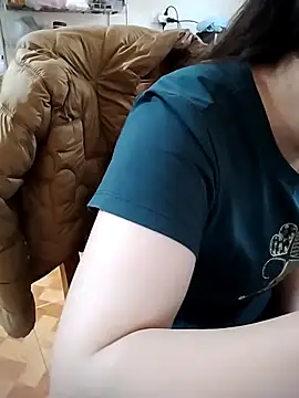 LiilyZi online show from March 2026 12:37:02 AM