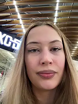 Snapshot of blonde_exe chatting on February 2026 03:17:02 PM blonde exe online show from February 2026 03:17:02 PM