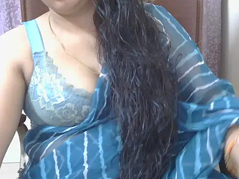 Cute Sheetal online show from June 2026 01:34:01 PM