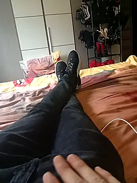 LASCHIAVA6TV72 online show from March 2026 02:30:01 PM