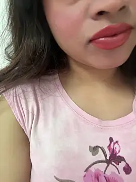 Snapshot of riya_sharma11 chatting on February 2026 11:40:01 AM riya sharma11 online show from February 2026 11:40:01 AM